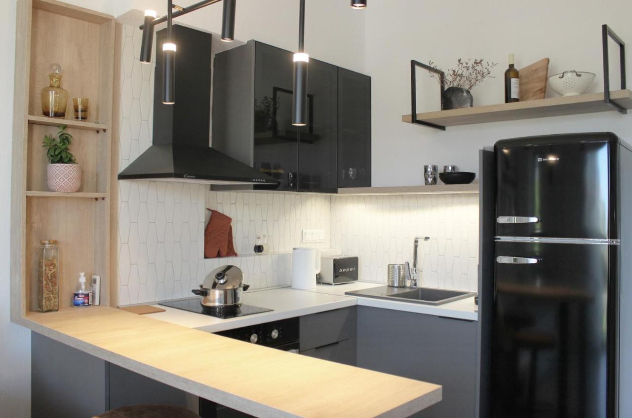 Aella Apartments 尼基季 外观 照片